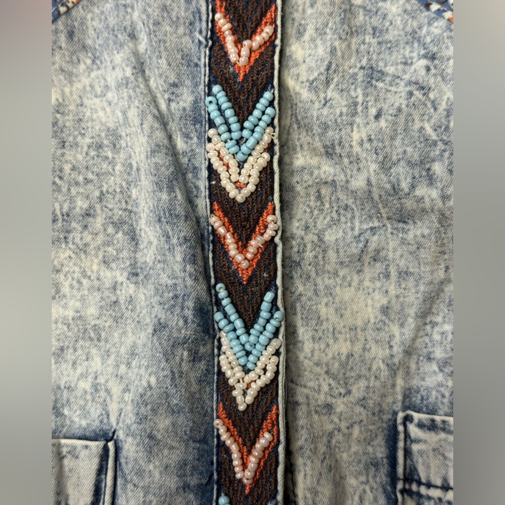 Miss Me Beaded Aztec Trim Denim Vest Women’s Large Blue Sleeveless 100% Cotton - Picture 8 of 13